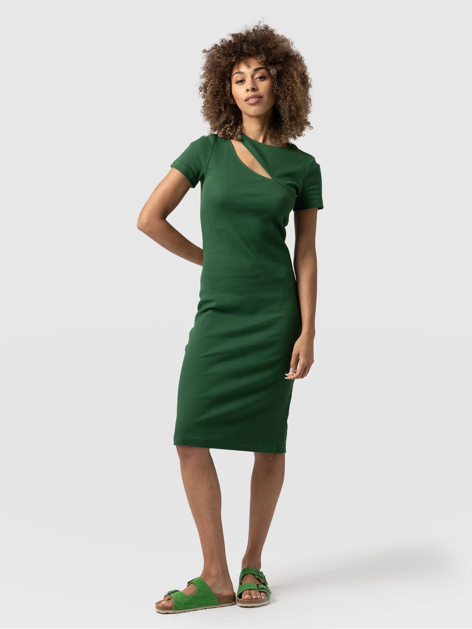 Reveal Crew Neck Dress Basil Green - Women's Dresses | Saint + Sofia® UK